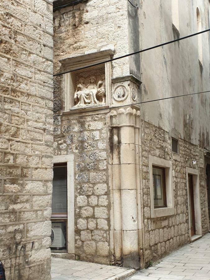 D&M Apartment Sibenik - An Apartment In The Heart Of The Old Town Экстерьер фото