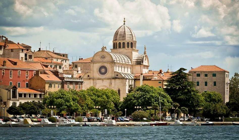 D&M Apartment Sibenik - An Apartment In The Heart Of The Old Town Экстерьер фото