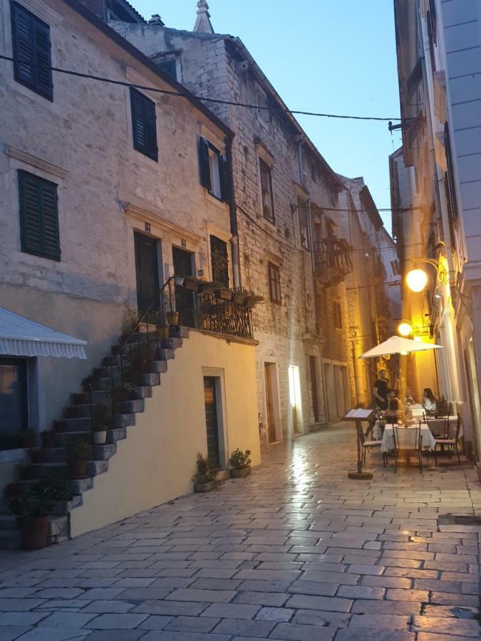 D&M Apartment Sibenik - An Apartment In The Heart Of The Old Town Экстерьер фото