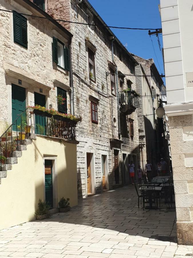 D&M Apartment Sibenik - An Apartment In The Heart Of The Old Town Экстерьер фото